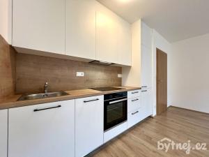 Pronájem bytu 1+kk, Hranice - Hranice I-Město, Jiřího z Poděbrad, 34 m2