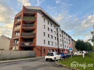 Pronájem bytu 1+kk, Hranice - Hranice I-Město, Jiřího z Poděbrad, 34 m2