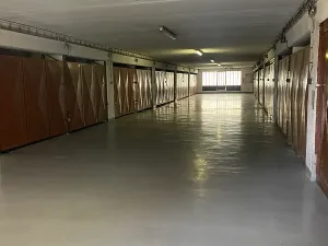 Pronájem garáže, Praha - Kamýk, Pavlíkova, 20 m2