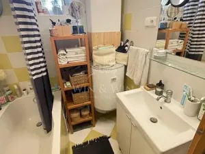 Prodej bytu 3+kk, Sibřina, K Vile, 50 m2