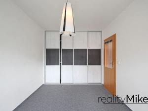 Pronájem bytu 2+kk, Liberec, Tyršova, 65 m2