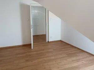 Pronájem bytu 2+kk, Praha - Nusle, Jaromírova, 46 m2