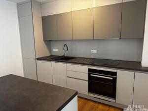 Pronájem bytu 3+kk, Praha - Vinohrady, Korunní, 62 m2