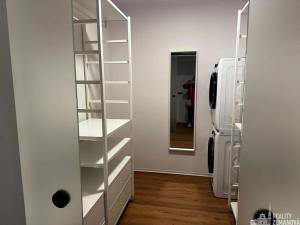 Pronájem bytu 3+kk, Praha - Vinohrady, Korunní, 62 m2