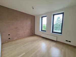 Pronájem bytu 2+kk, Praha - Podolí, Jeremenkova, 60 m2