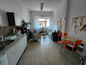Prodej kanceláře, Náchod, Hálkova, 600 m2