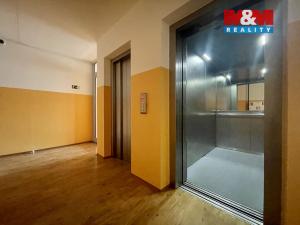 Prodej bytu 2+kk, Praha - Chodov, Hněvkovského, 47 m2