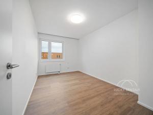 Pronájem bytu 1+kk, Praha - Chodov, Líbalova, 32 m2