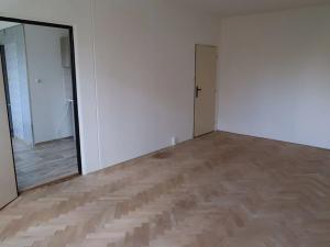 Prodej bytu 2+1, Plzeň, Vejprnická, 64 m2