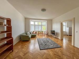 Pronájem bytu 2+1, Hradec Králové, Nerudova, 78 m2