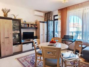 Prodej bytu 2+kk, Nesebar, Bulharsko, 52 m2