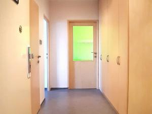 Pronájem bytu 2+1, Praha - Malešice, Počernická, 55 m2