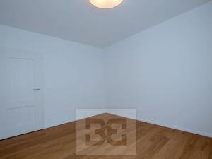 Pronájem bytu 2+kk, Praha - Břevnov, Bělohorská, 53 m2