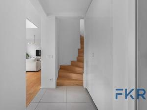 Prodej bytu 4+kk, Praha - Řeporyje, Smíchovská, 125 m2