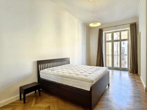 Pronájem bytu 4+1, Praha - Nové Město, 157 m2