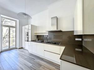 Pronájem bytu 4+1, Praha - Nové Město, 157 m2