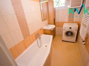 Prodej bytu 5+1, Ostrov, Lipová, 125 m2