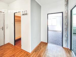 Pronájem bytu 3+1, Chomutov, Dřínovská, 77 m2