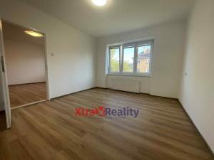 Pronájem bytu 2+1, Klášterec nad Ohří - Miřetice u Klášterce nad Ohří, Boženy Němcové, 69 m2