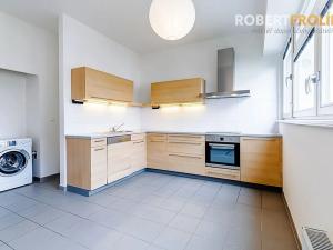 Pronájem bytu 4+1, Praha - Dejvice, Kladenská, 125 m2