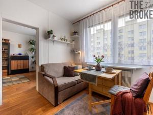 Prodej bytu 2+kk, Úpice, Pod Skalkou, 35 m2