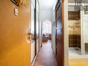 Prodej bytu 2+kk, Úpice, Pod Skalkou, 35 m2