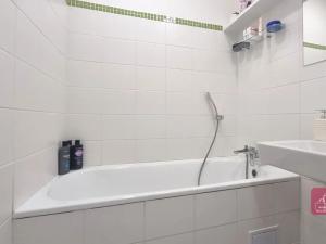 Pronájem bytu 2+1, Mokrá-Horákov, 50 m2