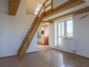 Prodej bytu 2+kk, Poděbrady - Poděbrady II, Dr. Beneše, 61 m2