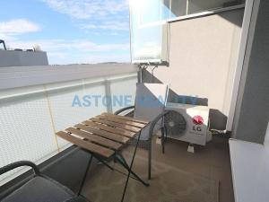 Pronájem bytu 2+kk, Praha - Stodůlky, Raichlova, 68 m2