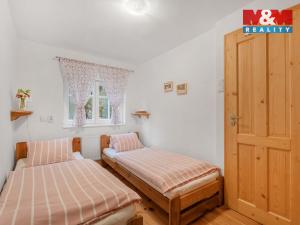 Prodej ubytování, Hřensko, 300 m2