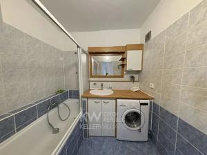 Pronájem bytu 2+kk, Kladno, Holandská, 40 m2