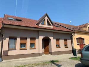 Pronájem bytu 2+kk, Hrušovany u Brna, Masarykova, 44 m2