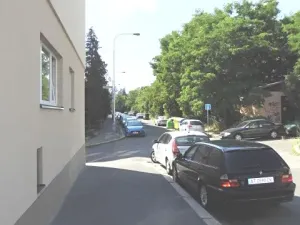 Pronájem bytu 2+kk, Praha - Záběhlice, Ke skalkám, 36 m2