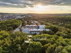 Prodej bytu 4+kk, Praha - Hrdlořezy, Mezitraťová, 98 m2
