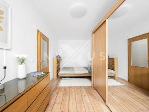 Prodej bytu 3+kk, Praha - Holešovice, Poupětova, 63 m2