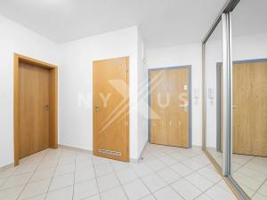 Prodej bytu 3+kk, Praha - Holešovice, Poupětova, 63 m2