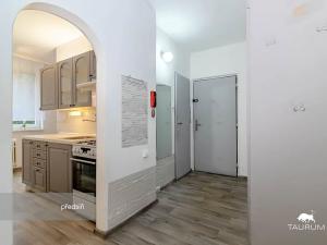 Prodej bytu 3+1, Klatovy, Pod Hůrkou, 64 m2