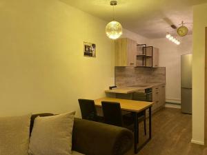 Pronájem bytu 2+kk, Praha - Smíchov, Plzeňská, 58 m2