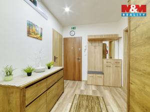 Prodej bytu 3+1, Mariánské Lázně - Úšovice, Hroznatova, 64 m2