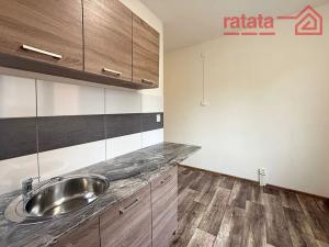 Pronájem bytu 2+1, Kadaň, Chomutovská, 56 m2