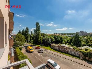 Pronájem bytu 2+1, Praha - Střešovice, Na Petynce, 63 m2