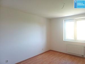 Prodej bytu 2+kk, Rousínov, Nad Školou, 58 m2