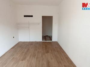 Prodej bytu 2+1, Most, tř. Budovatelů, 55 m2