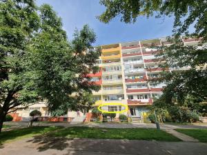 Prodej bytu 3+1, Praha - Petrovice, Rezlerova, 70 m2