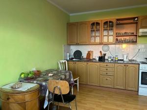 Pronájem bytu 2+kk, Praha - Troja, Olštýnská, 42 m2