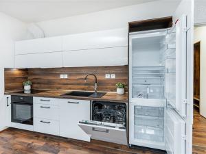 Prodej bytu 1+kk, Liberec - Liberec IV-Perštýn, Na Perštýně, 42 m2
