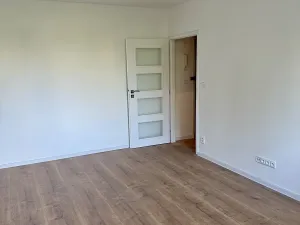 Prodej bytu 1+kk, Praha - Troja, Písečná, 33 m2