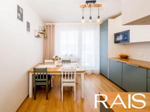 Prodej bytu 3+1, Praha - Letňany, Křivoklátská, 66 m2