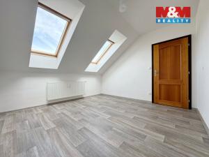 Pronájem bytu 2+kk, Bzenec, náměstí Svobody, 51 m2