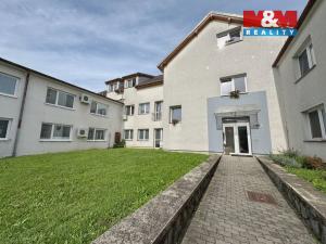 Pronájem bytu 2+kk, Bzenec, náměstí Svobody, 51 m2